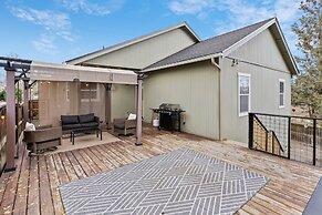 Beaumont 3 Bedroom Home by RedAwning