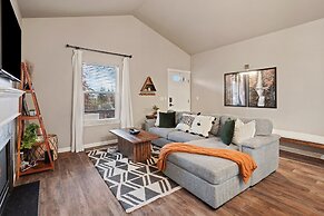 Beaumont 3 Bedroom Home by RedAwning