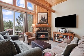 Wren 2 Bedroom Home by RedAwning