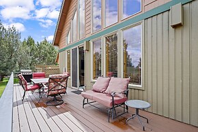 Wren 2 Bedroom Home by RedAwning