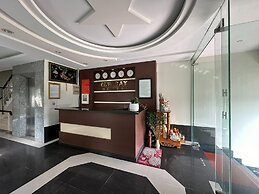 OYO 1223 Vt New Day Hotel