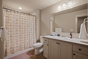 Manzanita 3 Bedroom Home by RedAwning