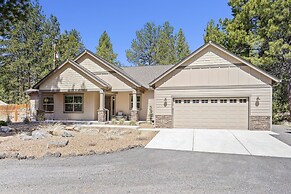 Manzanita 3 Bedroom Home by RedAwning