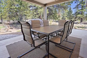Manzanita 3 Bedroom Home by RedAwning