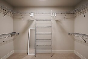 Manzanita 3 Bedroom Home by RedAwning