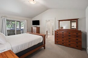 Manzanita 3 Bedroom Home by RedAwning