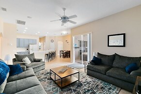 Highlands Haven 6 Bedroom Home by RedAwning