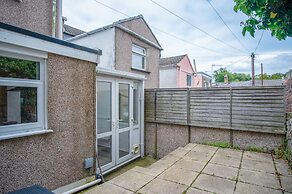 Castle Square - 2 Bedroom - Mumbles