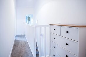 Castle Square - 2 Bedroom - Mumbles