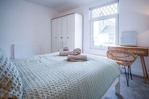 Castle Square - 2 Bedroom - Mumbles