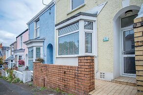 Castle Square - 2 Bedroom - Mumbles