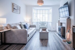 Castle Square - 2 Bedroom - Mumbles