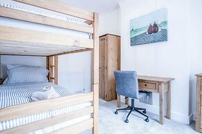 Castle Square - 2 Bedroom - Mumbles