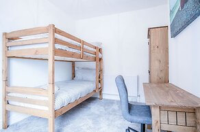 Castle Square - 2 Bedroom - Mumbles