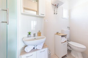 House Natura - Retreat With Tennis Court and Pool