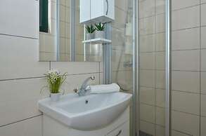 House Natura - Retreat With Tennis Court and Pool