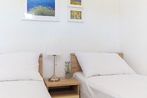 House Natura - Retreat With Tennis Court and Pool