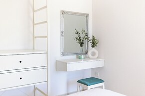 House Natura - Retreat With Tennis Court and Pool