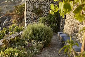 Inspire Santorini Luxury Villas