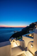 Inspire Santorini Luxury Villas