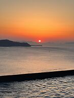 Inspire Santorini Luxury Villas