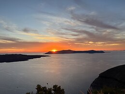 Inspire Santorini Luxury Villas