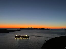 Inspire Santorini Luxury Villas