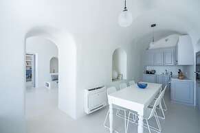 Inspire Santorini Luxury Villas