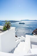 Inspire Santorini Luxury Villas