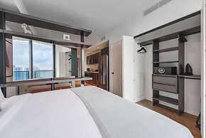 Stadium Proximity Kaseya Center