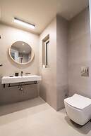 Blue Symphony Suites & Apartments