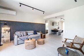 Blue Symphony Suites & Apartments