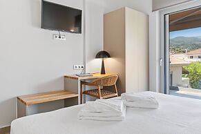 Blue Symphony Suites & Apartments