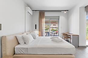 Blue Symphony Suites & Apartments