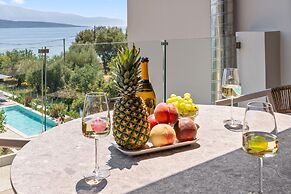 Blue Symphony Suites & Apartments