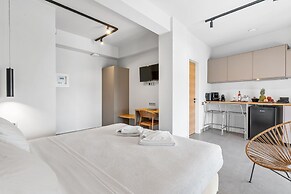 Blue Symphony Suites & Apartments