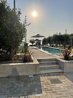 Blue Symphony Suites & Apartments