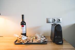 Blue Symphony Suites & Apartments