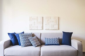 Blue Symphony Suites & Apartments