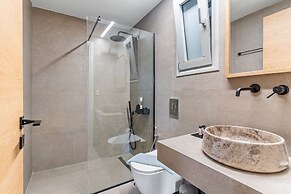 Blue Symphony Suites & Apartments