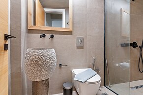 Blue Symphony Suites & Apartments