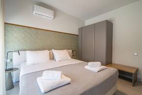 Blue Symphony Suites & Apartments