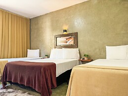 Pousada Entre Folhas