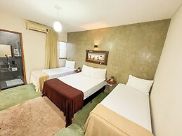 Pousada Entre Folhas