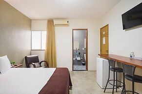 Pousada Entre Folhas