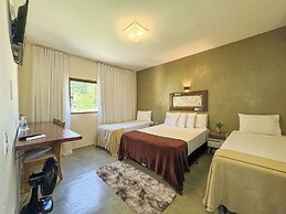 Pousada Entre Folhas