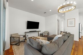 Destin Beach House - Gulf Moon by PHG