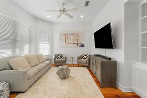 Destin Beach House - Gulf Moon by PHG