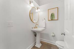 Destin Beach House - Gulf Moon by PHG