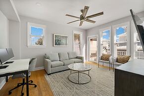 Destin Beach House - Gulf Moon by PHG